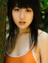 free asian gallery Cute gravure idol babe with...
