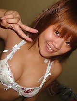 free asian gallery Thai gf sucks cock and gets...